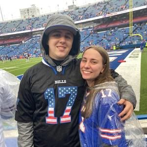 Meet your Posher, Alicia